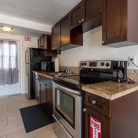 Cozy Private Apts In Hollywood By Hard Rock Casino! Eksteriør bilde
