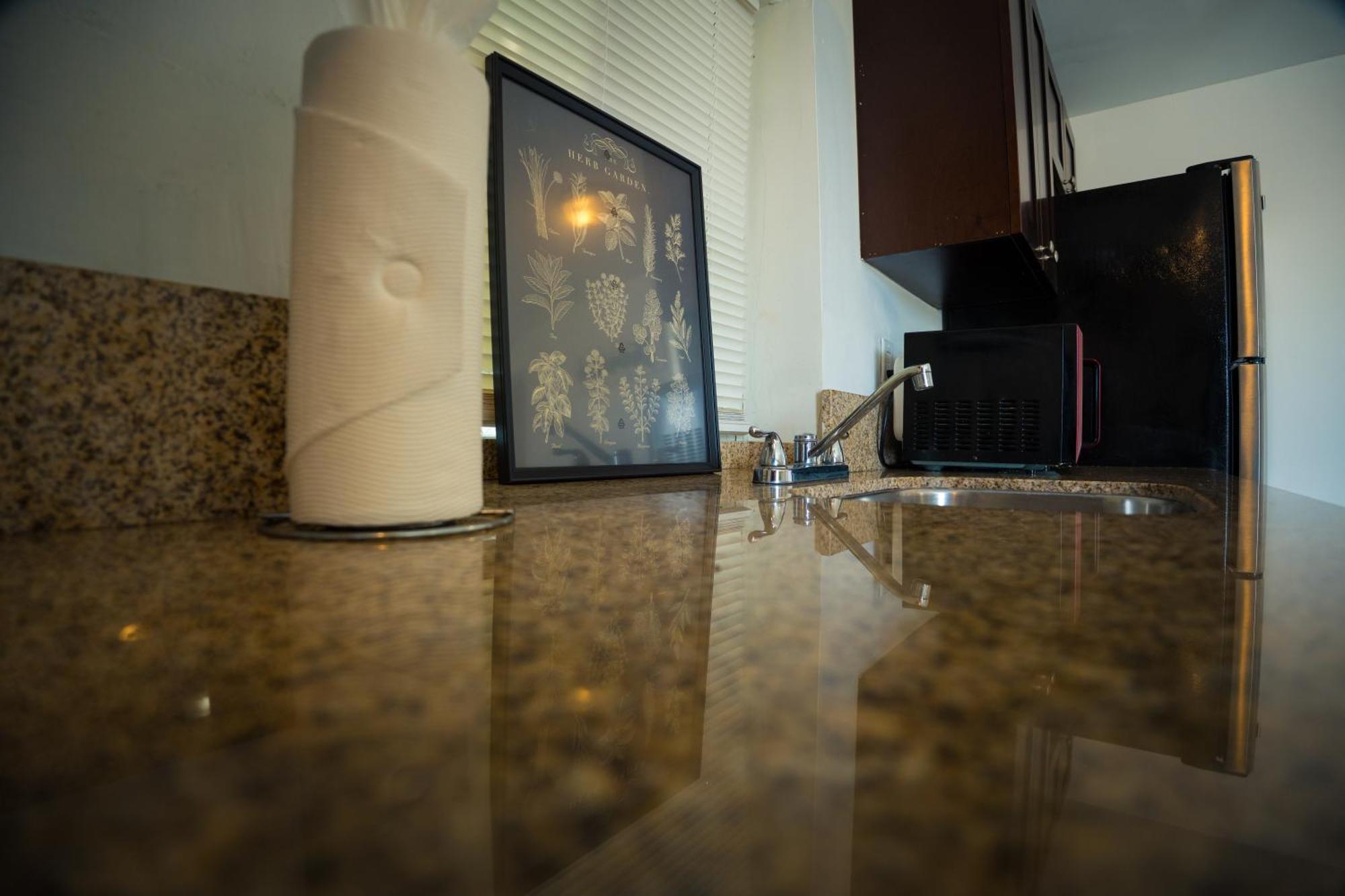 Cozy Private Apts In Hollywood By Hard Rock Casino! Eksteriør bilde