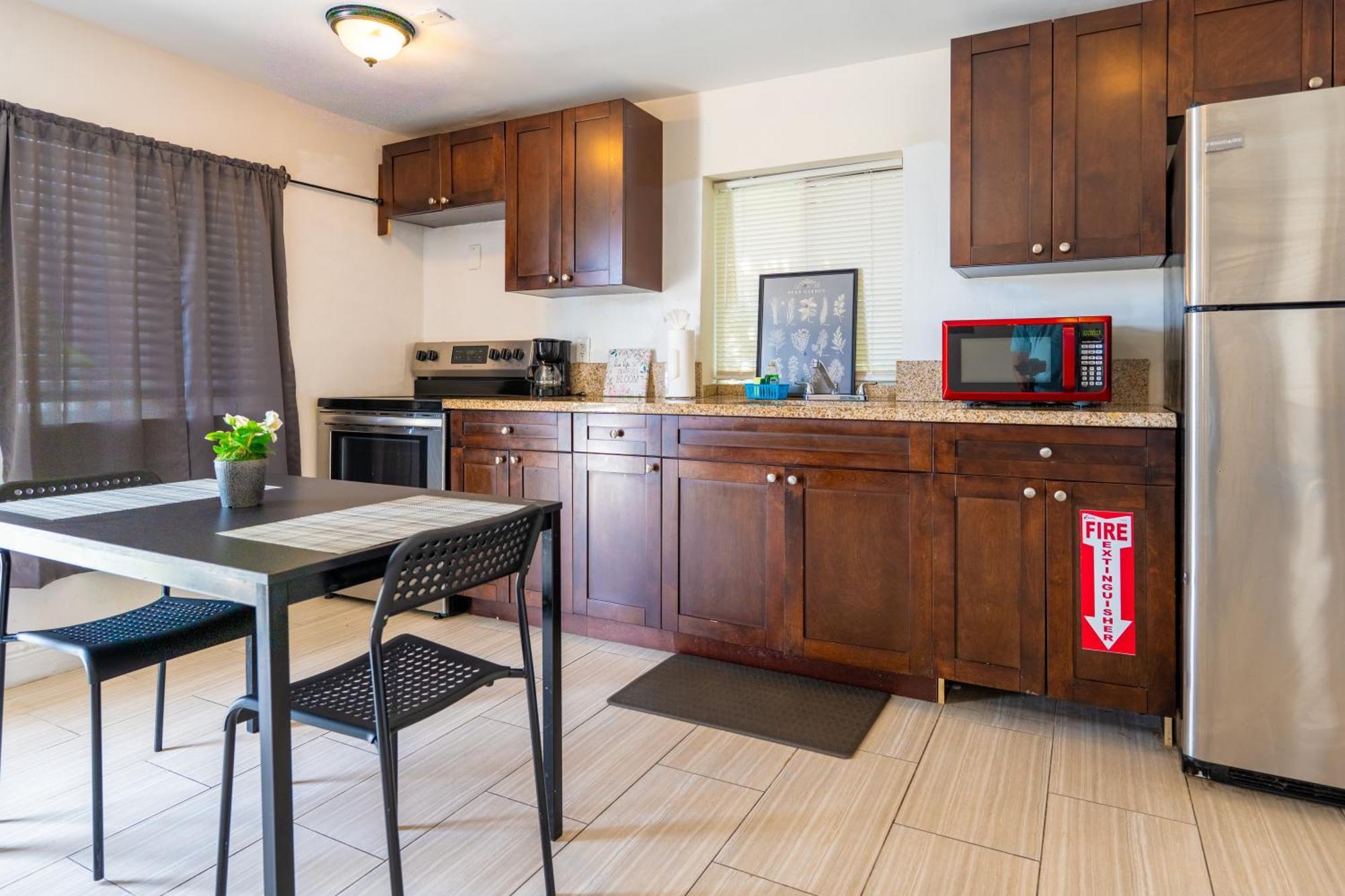 Cozy Private Apts In Hollywood By Hard Rock Casino! Eksteriør bilde